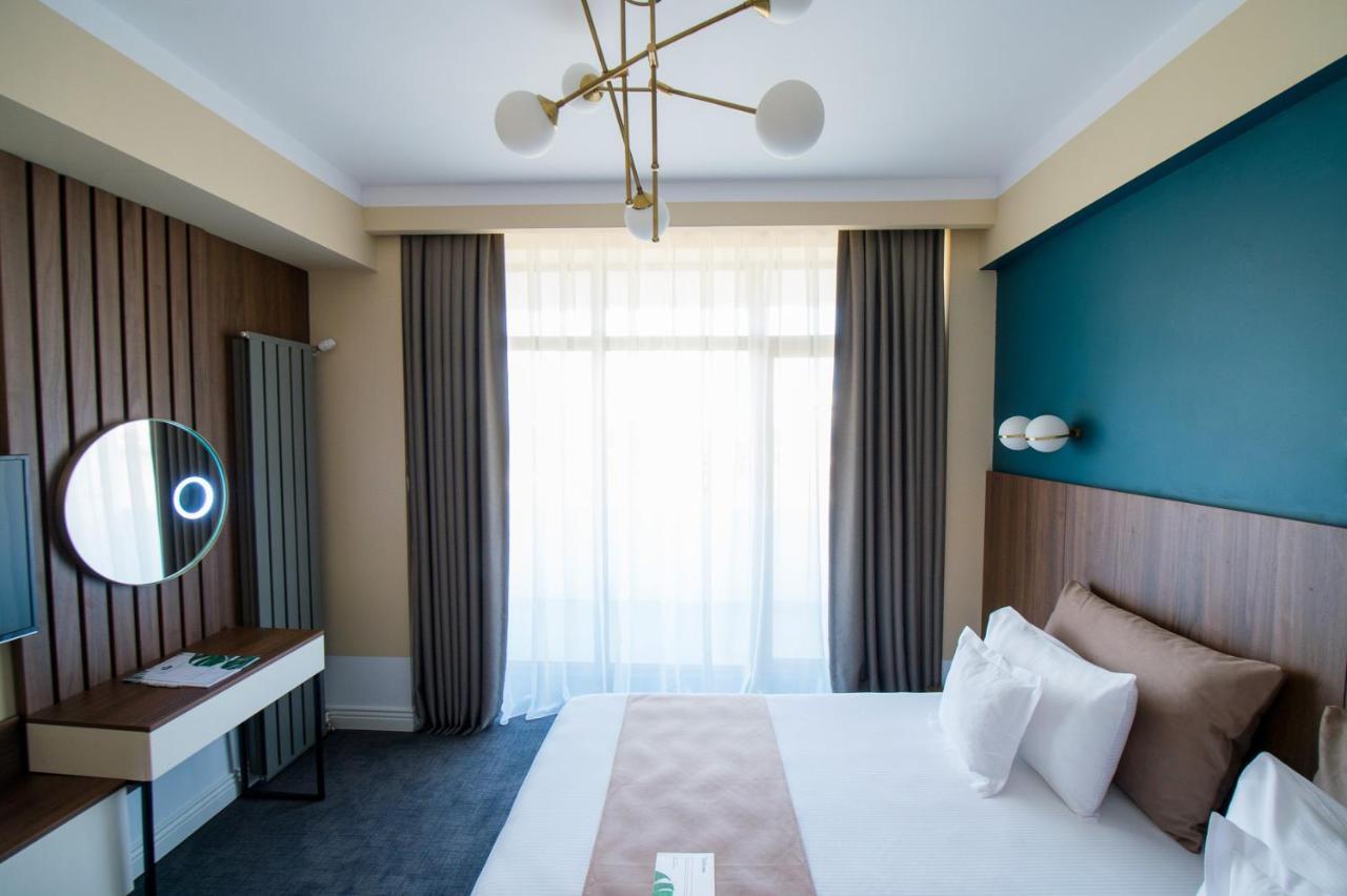 Hotel Oxford 4*